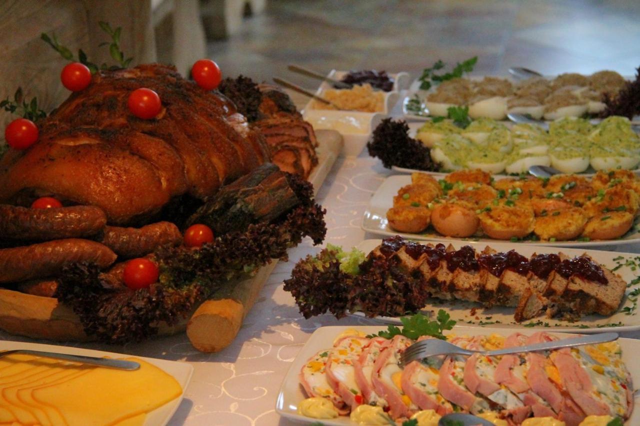 Borowik Проживання в сім'ї *
