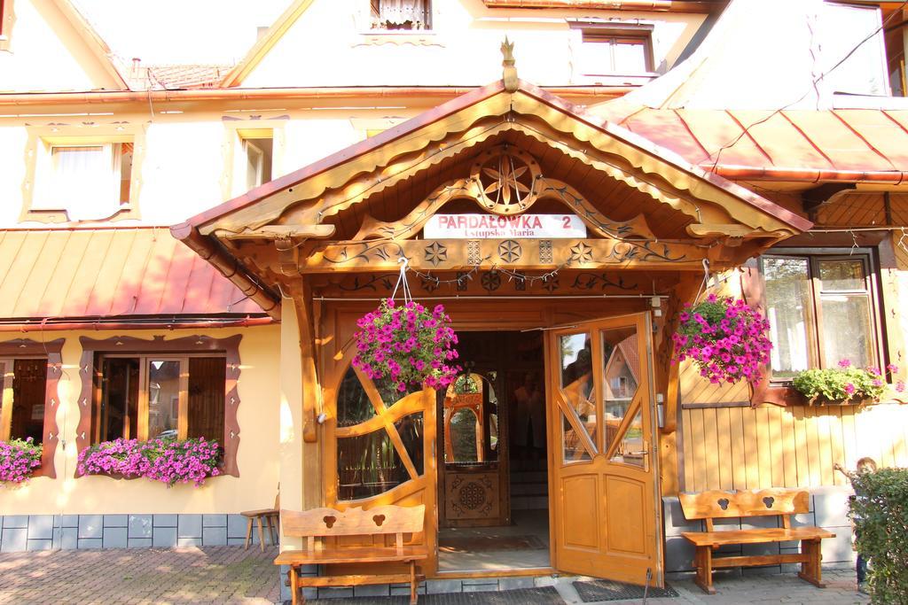 Проживання в сім'ї Borowik